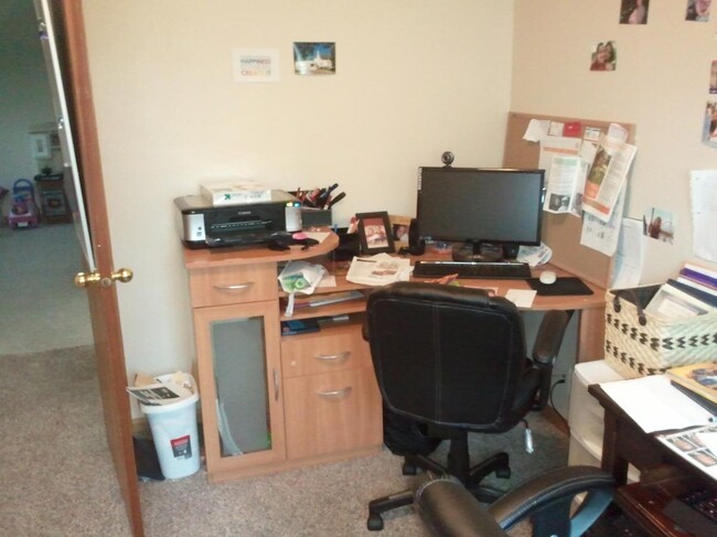 Foto del edificio - 15929 Hyland Pointe Ct