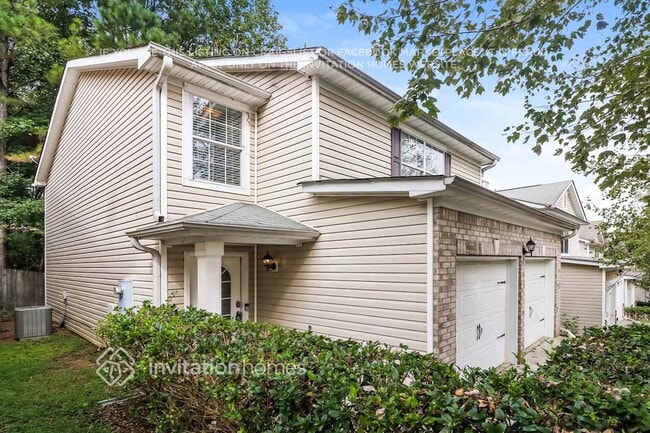 Building Photo - 107 Hidden Creek Dr