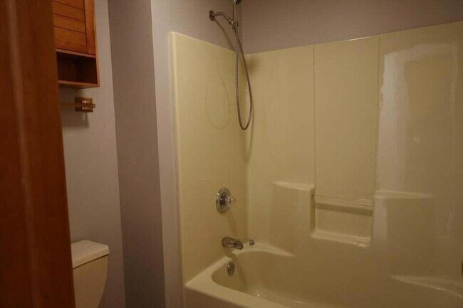 Foto del edificio - 8732 Madison St