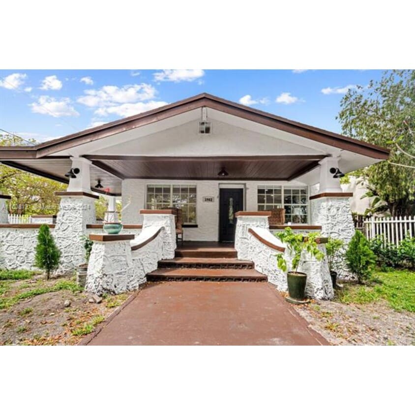 Foto principal - 3902 NW 3rd Ave