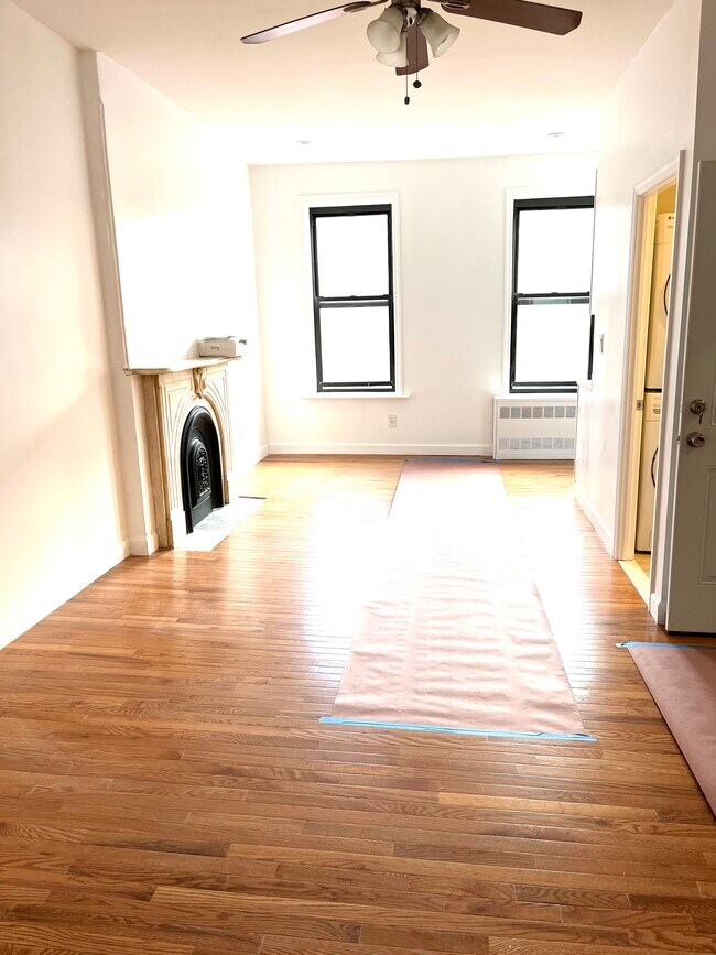 Building Photo - 166 Macon St