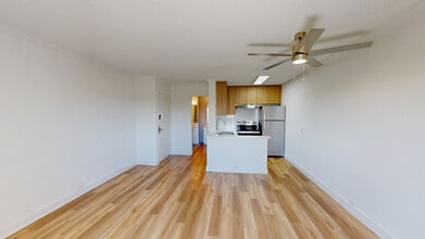 Interior Photo - Eight 80 Newport Beach