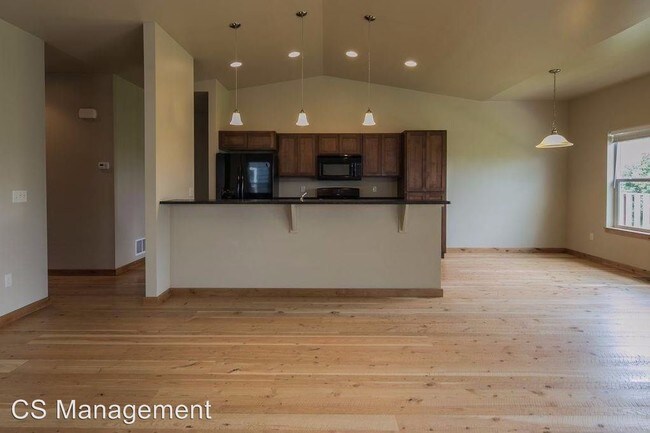 Building Photo - 30 Voyager Ln