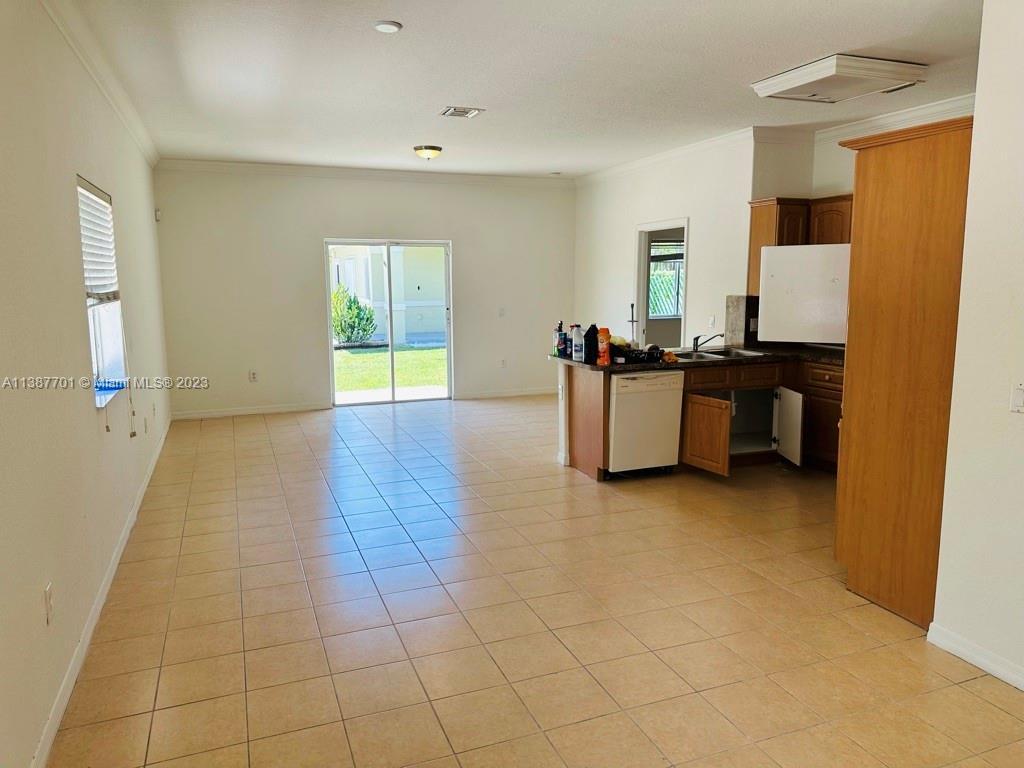 Building Photo - 13276 Old Biscayne Dr