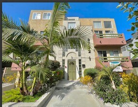 Building Photo - 3722 S Canfield Ave Building Photo - 3722 S Canfield Ave