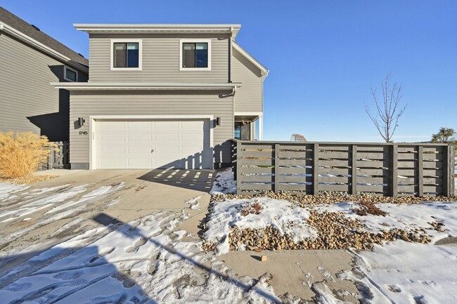 Foto del edificio - Beautiful 4 Bed, 3.5 Bath Home in Castle P...