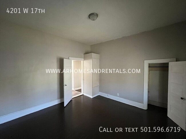 Foto del edificio - 4201 W 17th Little Rock | 3 Beds | 1 Bath