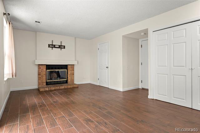 Building Photo - 8060 S Holland Ct