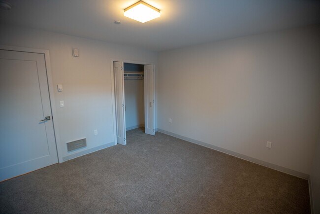 Foto del edificio - 303 Edmonds St