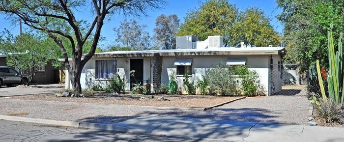 Foto principal - Ranch Style home in the Garden District