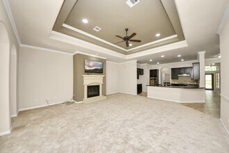 Building Photo - 11010 Via Capri Ct