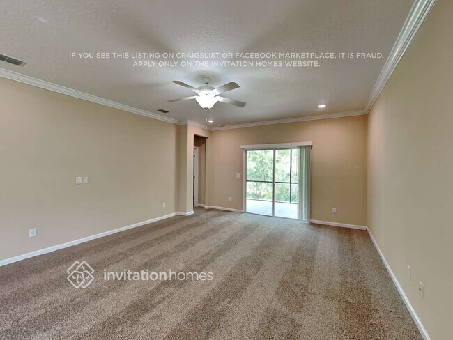 Foto del edificio - 117 Aspen Leaf Dr