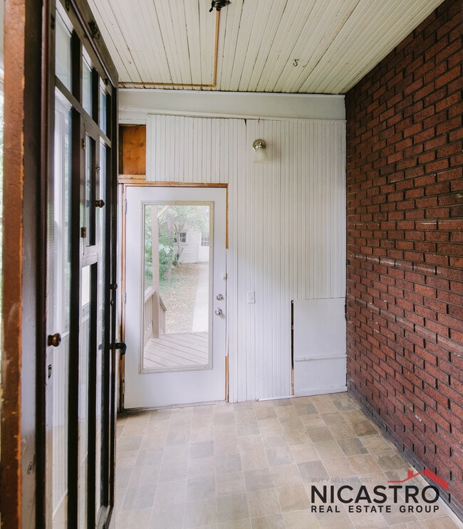 Foto del edificio - 184 Frambes Ave