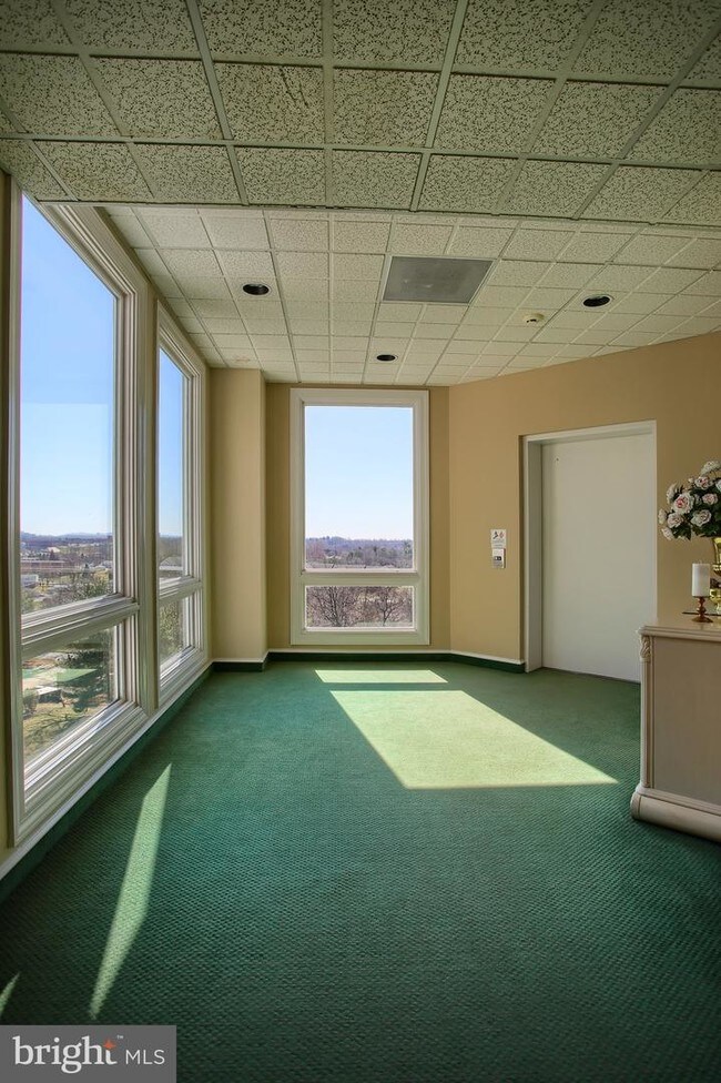 Foto del edificio - 2630 Waterford