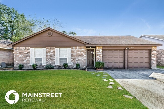 Building Photo - 8402 Carmelwood Ln