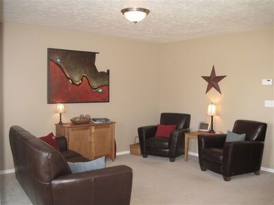 Building Photo - 6712 S Baymont Ct