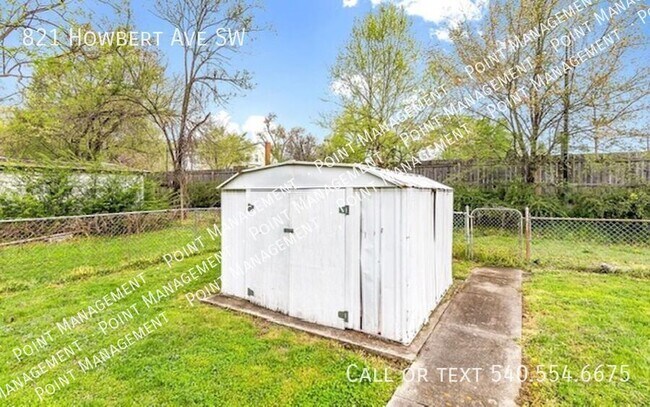 Foto del edificio - 821 Howbert Ave SW