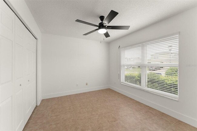 Foto del edificio - 13050 Prairie Meadows Dr