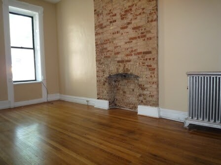Primary Photo - 1039 Bedford Ave