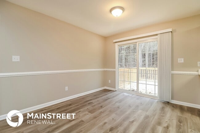 Building Photo - 109 Oak Park Dr