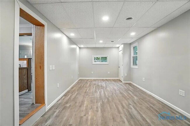 Foto del edificio - 533 W 8th St