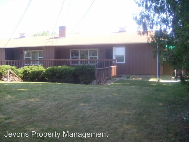 Building Photo - 4107 W Lincoln Ave