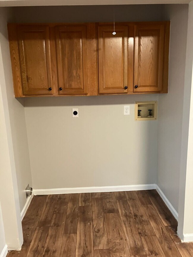 Foto del edificio - 2 Bedroom and 1.5 Bath Townhome - Troy, Ohio!