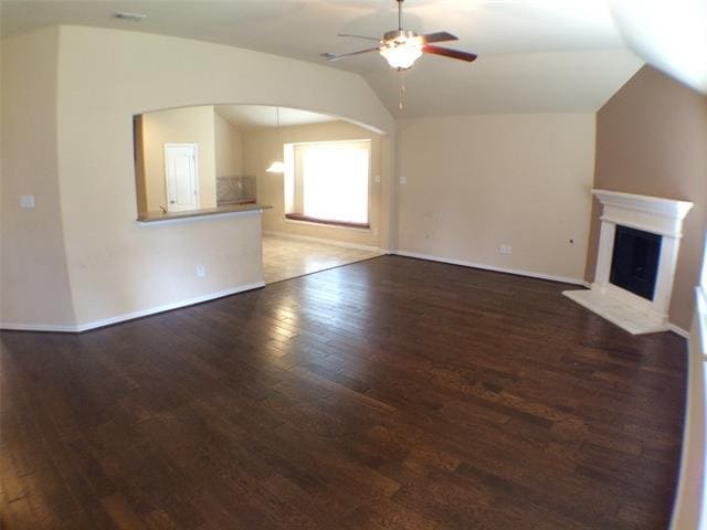 Building Photo - 2364 Collin Dr