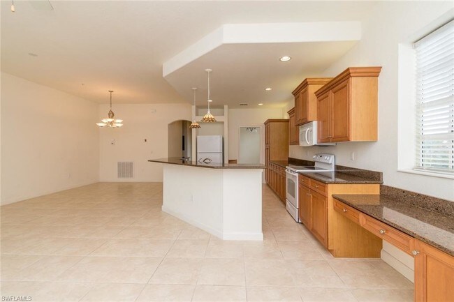 Building Photo - 8721 Piazza Del Lago Cir