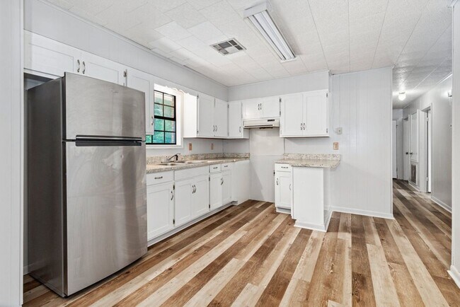 Foto del edificio - Spacious 3/2 home in Kinder