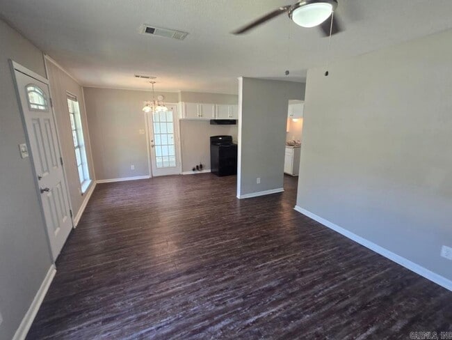 Building Photo - 1011 Ferrell Dr