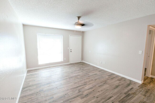 Foto del edificio - 5022 N 17th Ave