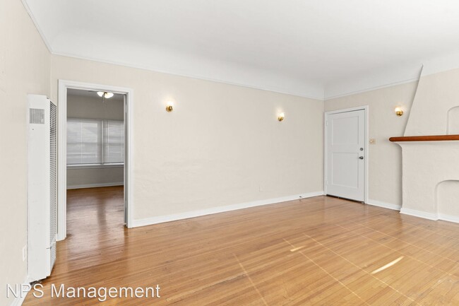 Building Photo - 1 br, 1 bath Apartment - 1715 Termino Ave....