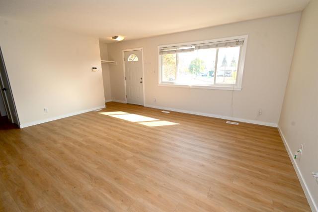 Building Photo - 3 bedroom in Prince George BC V2M 3W8