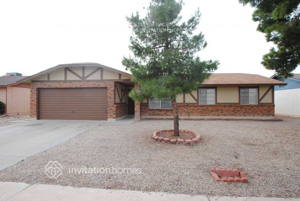 Foto principal - 3265 E Carmel Ave