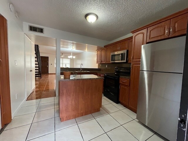 Foto del edificio - 5901 W 18th Ct