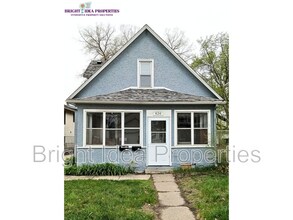 Building Photo - 426 Fillmore St NE