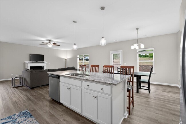 Foto del edificio - 5917 Neck Rd