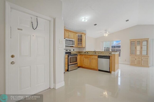 Building Photo - 3387 Chickee Ln