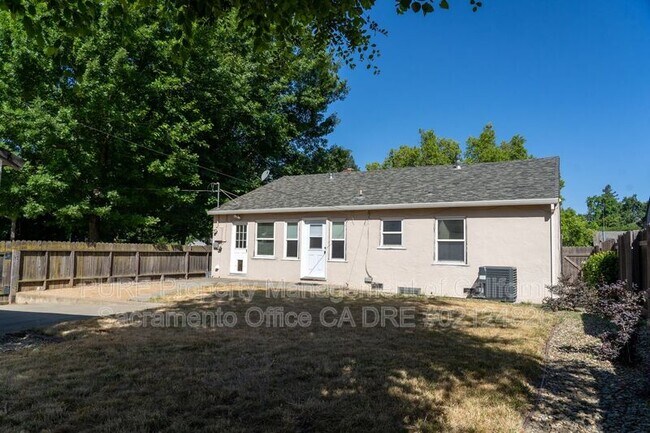 Building Photo - 1575 Alabama Ave