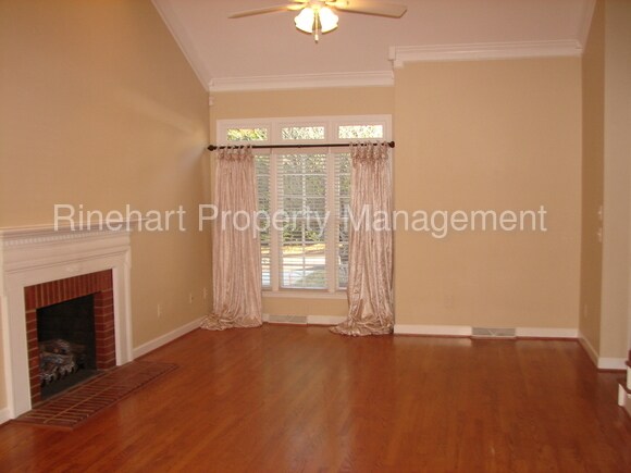 Building Photo - 1325 Beckton Ct