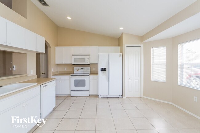 Foto del edificio - 8211 Westmont Terrace Dr