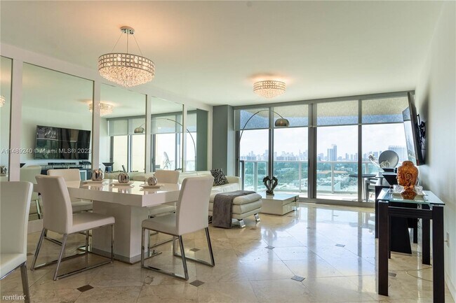 Foto del edificio - 1 br, 2 bath Condo - 1455 Ocean Dr Apt 1211