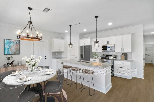 Foto del edificio - 133 Grady Dr