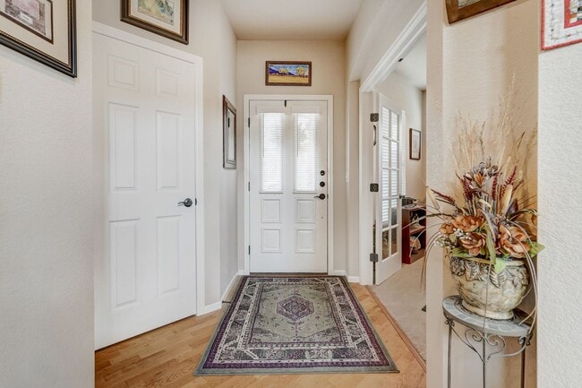 Building Photo - 4 Bed 4 Bath in Banning Lewis Ranch!!