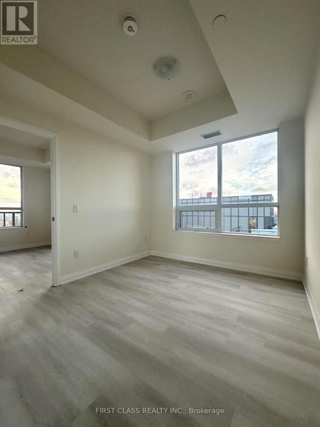 Building Photo - 3270 Sheppard Ave E