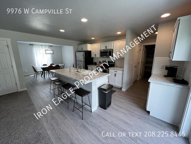 Building Photo - 9976 W Campville St