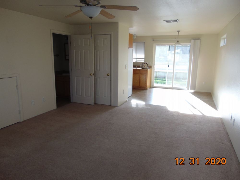 Primary Photo - Southwest Medford 2-bedroom duplex unit