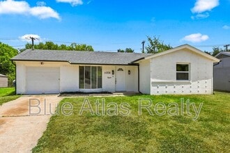 Building Photo - 6008 Golden Gate Dr