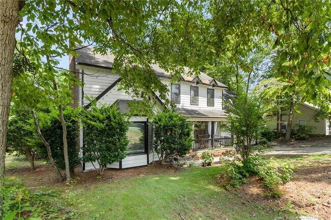 Foto del edificio - 3532 Kelburn Dr